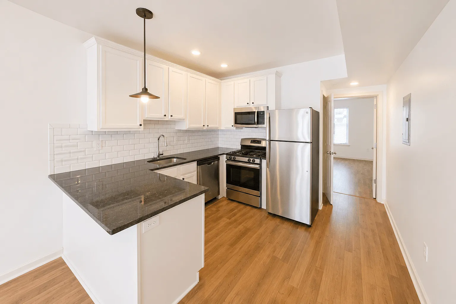 6619 Ridge Avenue — Photo 4
