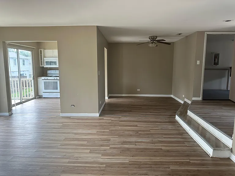 320 Springlake Ln #D — Photo 13