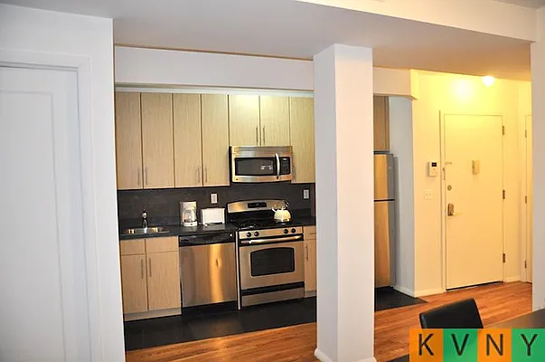 Rented by KVNY Soho | media 13