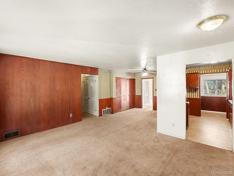 34140 Birchwood St, photo 7