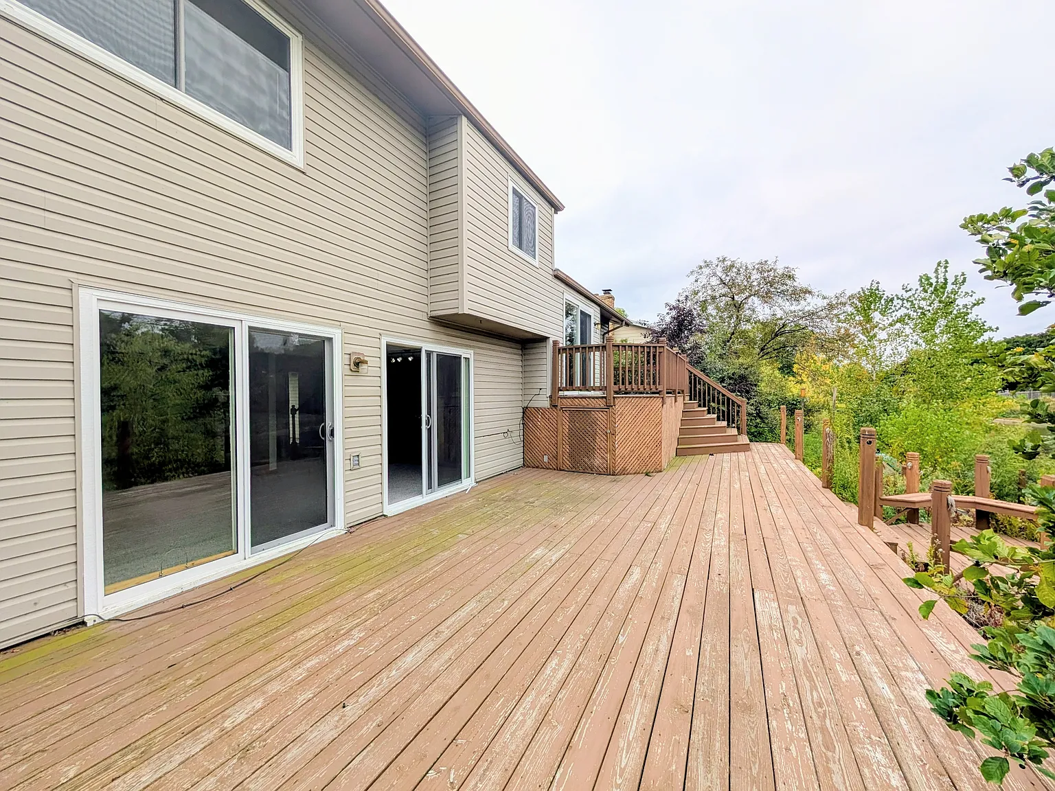 3 Bedroom, 2 bath home on a pond available 10/1 — Photo 2