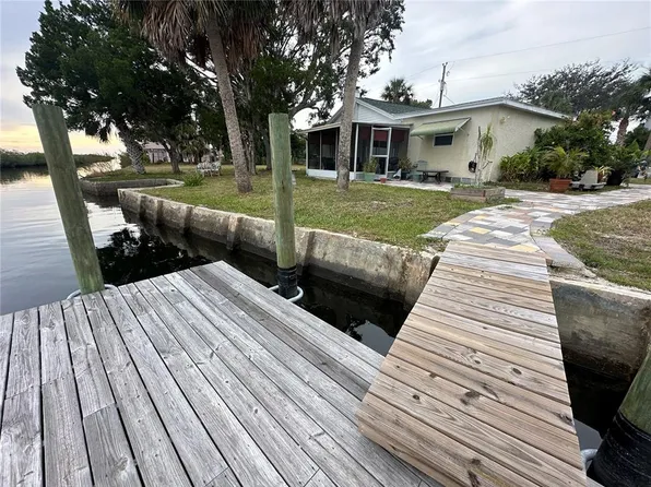 3044 Sunset Vista Dr, Spring Hill, FL 34607