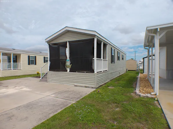 10354 Smooth Water Dr #206, Hudson, FL 34667