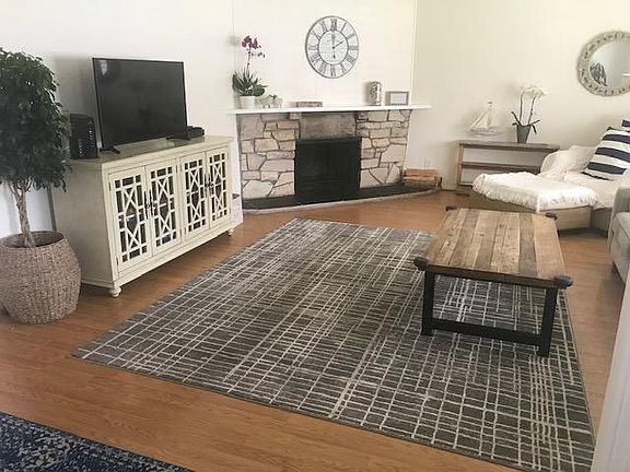 2nd image of 5330 Paseo Orlando