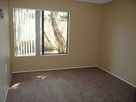 5th image of 3920 Florida St