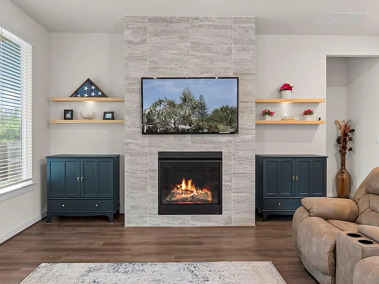 460 Constitution Way — Photo 10