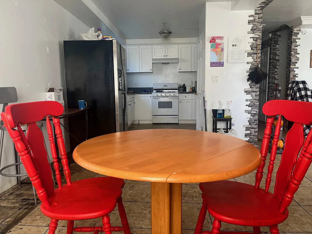 5 bed, 1850 sqft, $900 — Photo 4