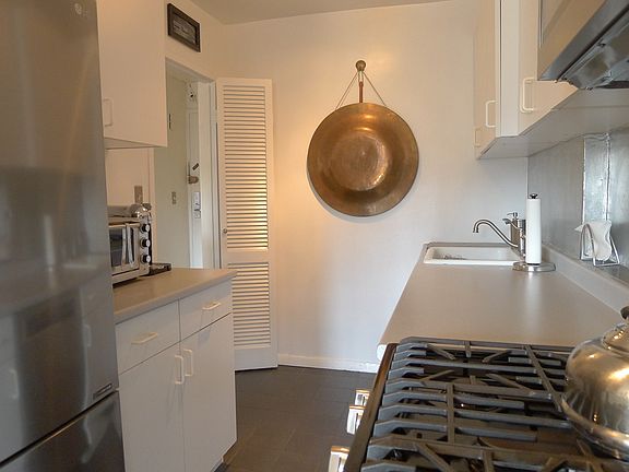 3rd image of 400 Central Park W APT 16M
