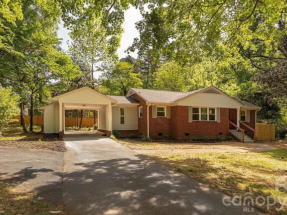 2nd image of 137 Birchwood Dr