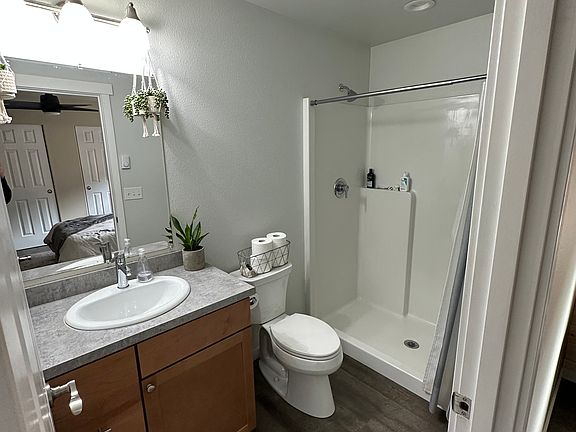 5th image of 1608 W 11th St
