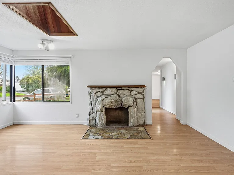 11851 SE 170th Pl #RENTON1 — Photo 32