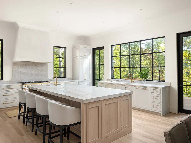 3290 Dunlop Ct NE — Photo 16