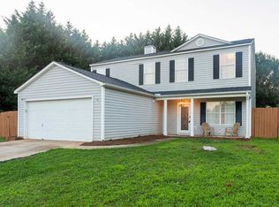 3 Hideaway Ct, Simpsonville, SC 29680