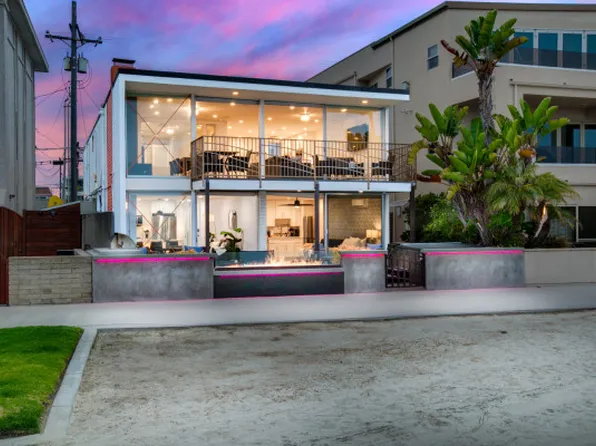 3525 Bayside Ln #B, San Diego, CA 92109