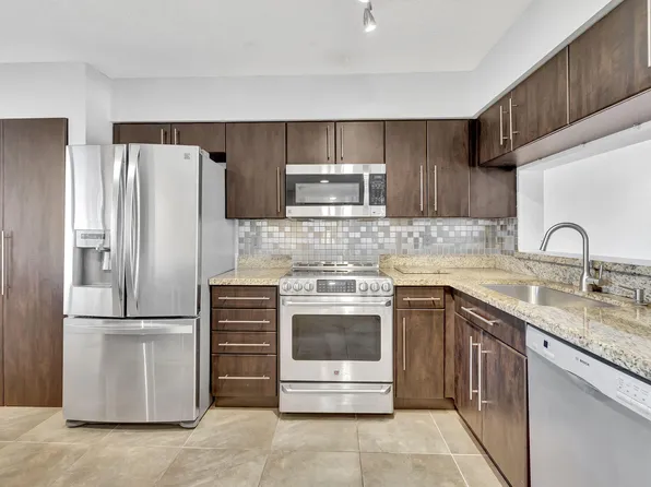 2202 S Cypress Bend Drive #904, Pompano Beach, FL 33069