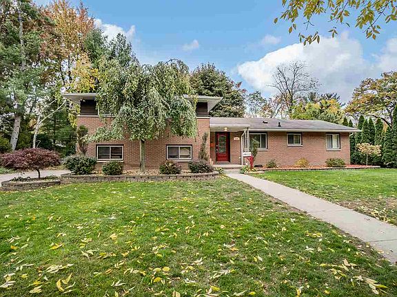 2nd image of 4302 James Dr