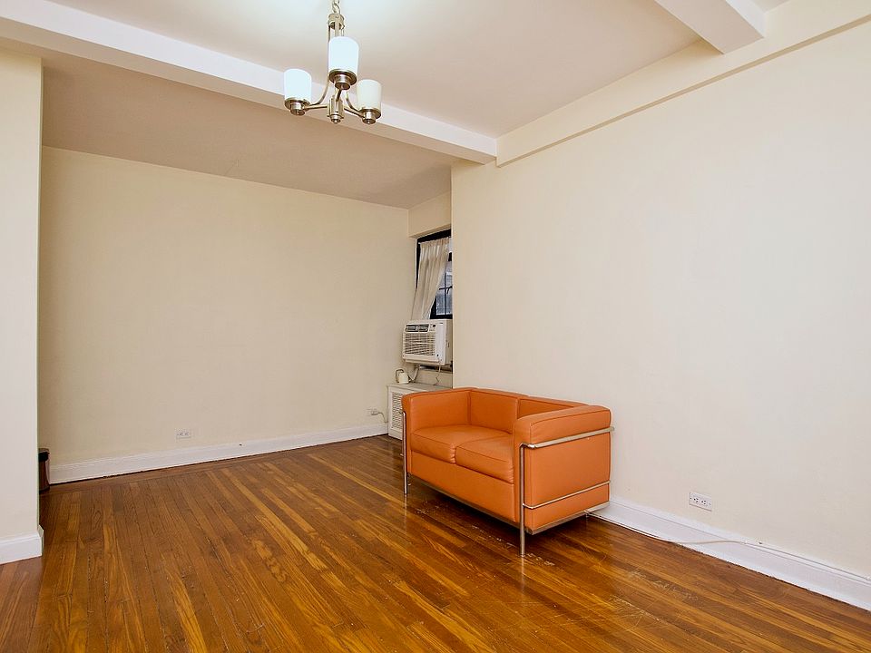 1st image of 5 Tudor City Pl APT 415