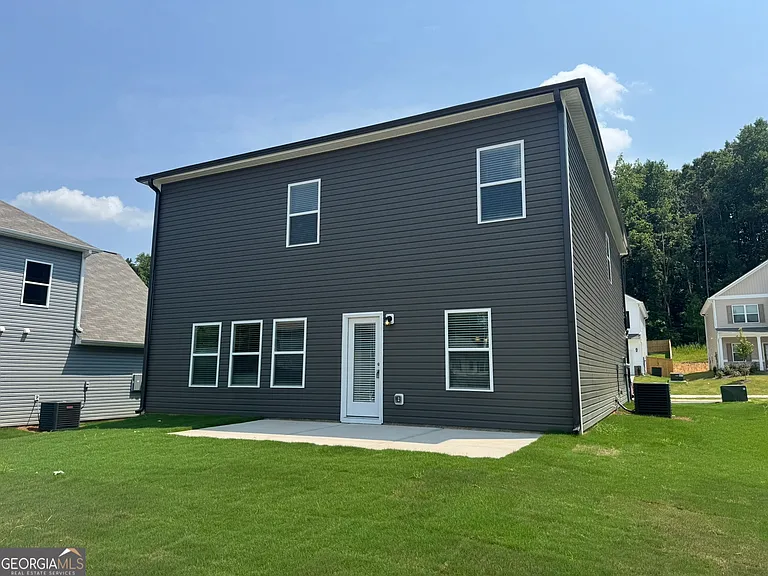 124 Sycamore Ln — Photo 31