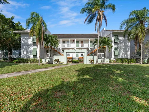 162 Cypress Point Dr #162, Palm Beach Gardens, FL 33418