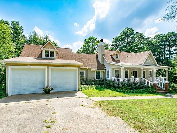 4th image of 800 Henry Dr