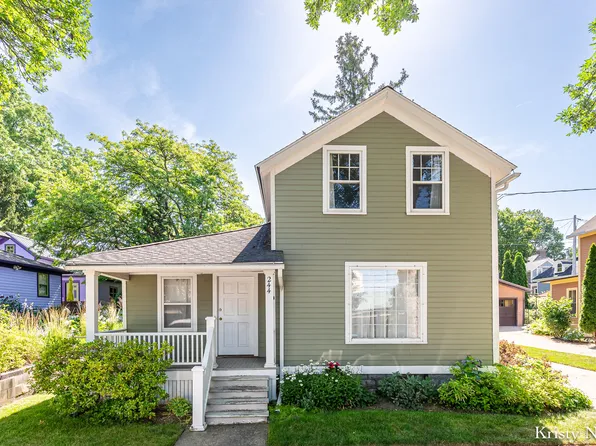 244 Prospect Ave SE, Grand Rapids, MI 49503