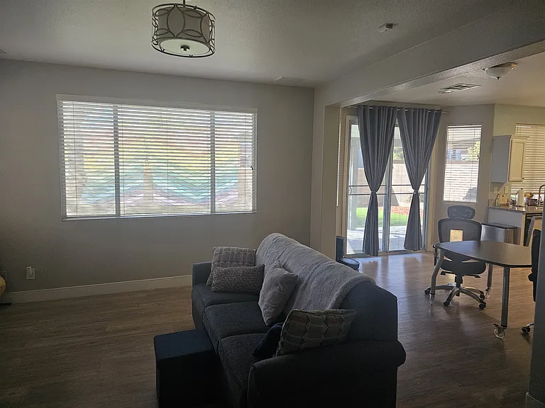 9921 Canyon Peak Dr — Photo 8