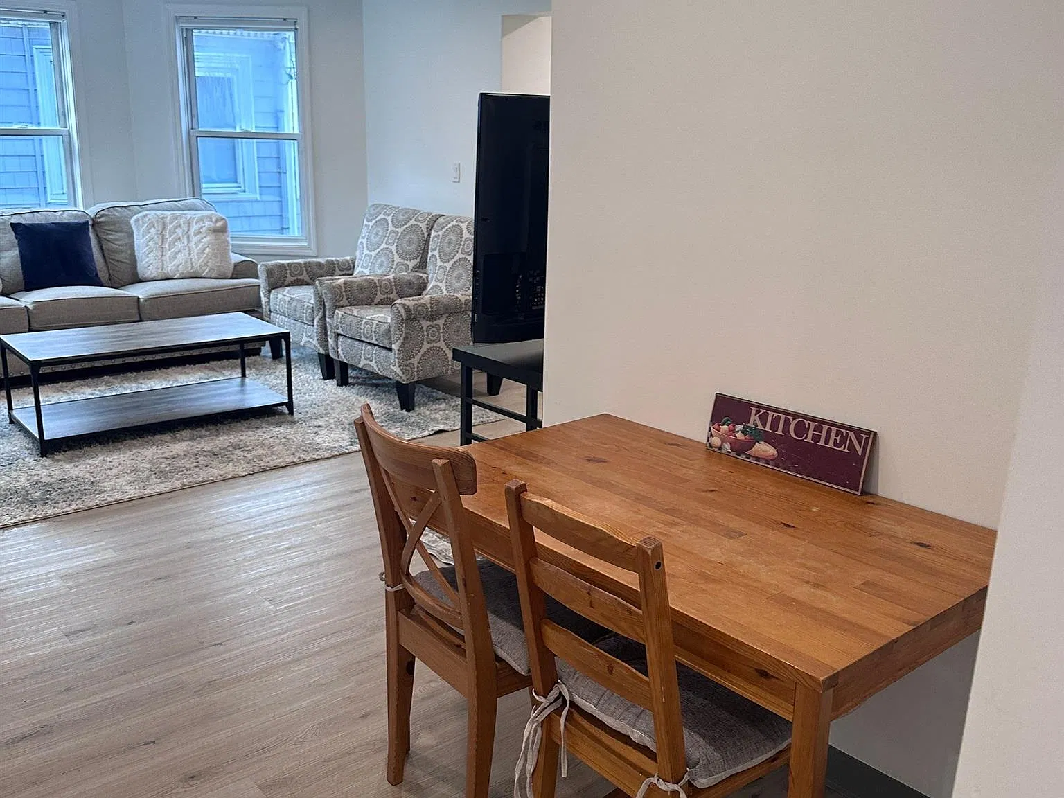 1 bed, 500 sqft, $6,000 — Photo 2