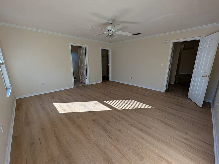 428 NW 96th Way — Photo 9