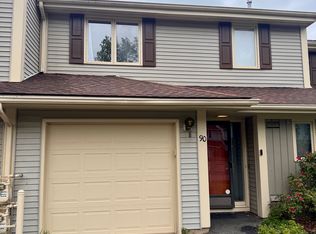 90 Copper Beech Dr #90, Rocky Hill, CT 06067