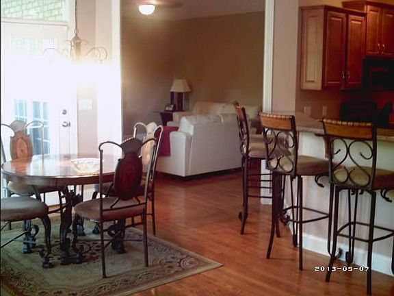 4th image of 5106 Stonewood Dr