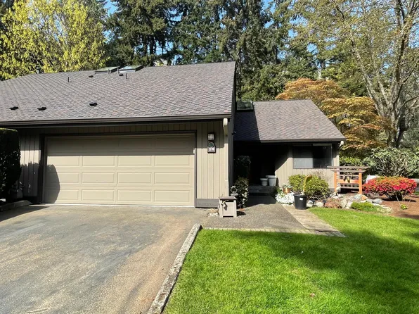 1770 159th Ave NE #1, Bellevue, WA 98008