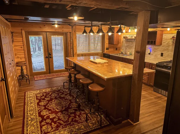 9161 Jackson St, Mentor, OH