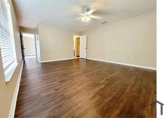 5038 Ballard Crest Ln — Photo 6