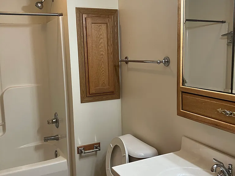 126 Bannon Dr #1A — Photo 2