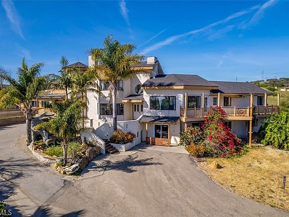 2nd image of 330 E Ormonde Rd