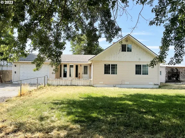 2028 Cherry St, Umatilla, OR 97882