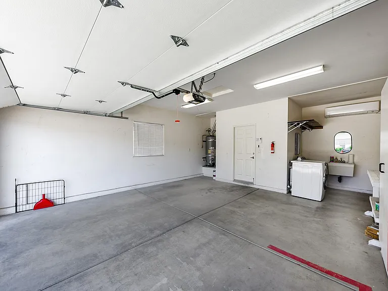 39676 Somerset Ave — Photo 28