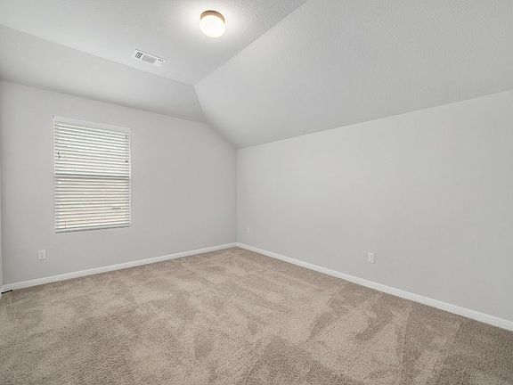3rd image of 19317 Hartwell Dr