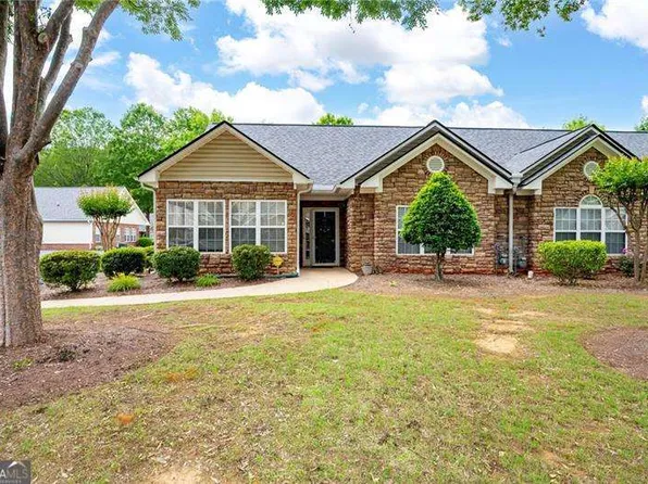 3735 Villa Springs Cir, Powder Springs, GA 30127
