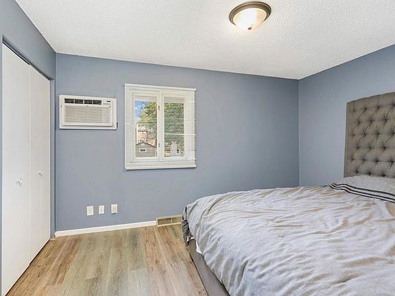 5th image of 307 Jackson Ave N