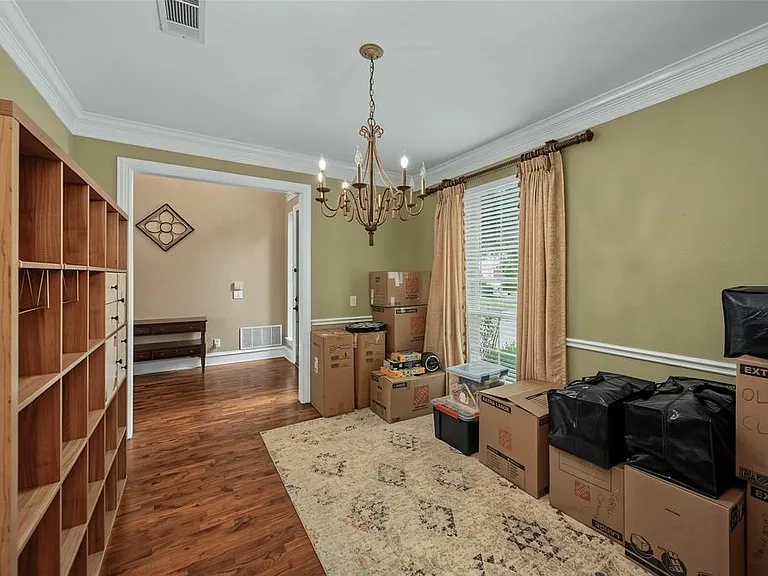 1335 Bradford Dr — Photo 10