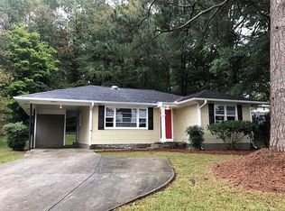 5901 Club Dr, Mapleton, GA 30517