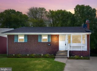 6215 Seminole Pl, College Park, MD 20740