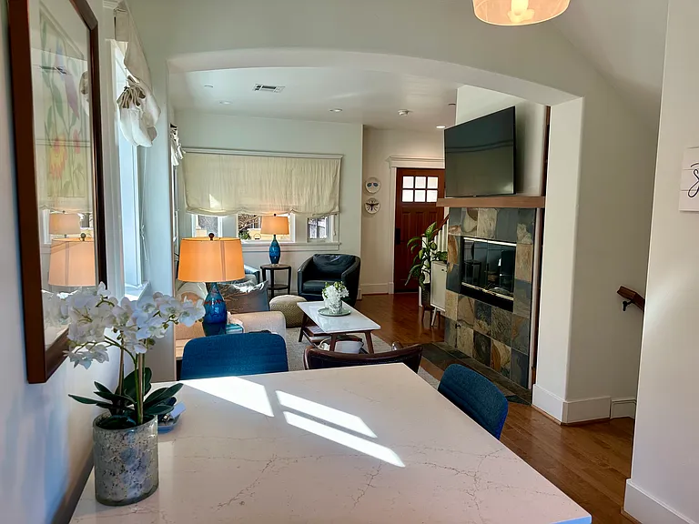 1426A Laguna St — Photo 5