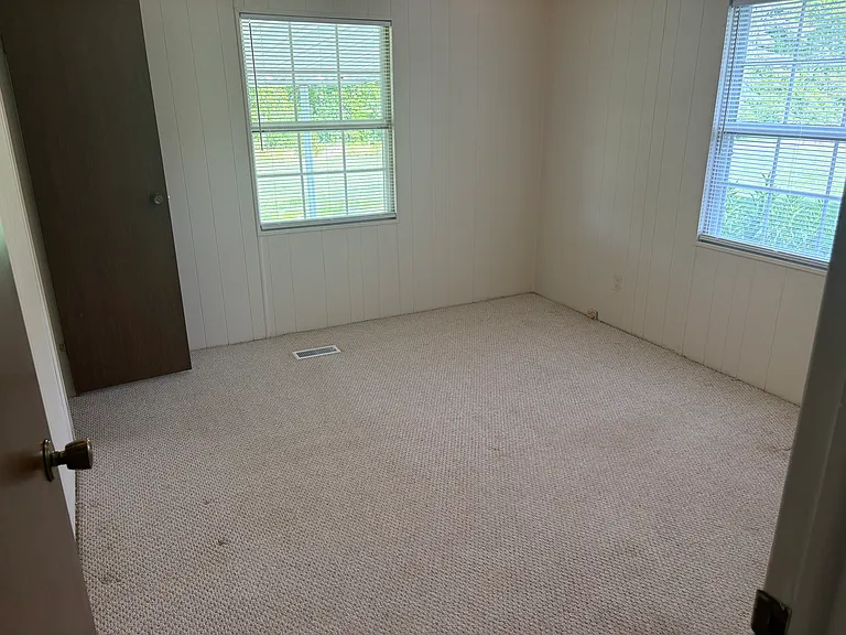 Pleasant Meadow Ln — Photo 11