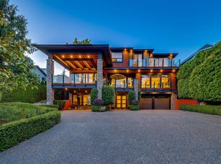 13307 Marine Dr, Surrey, BC V4A1E8