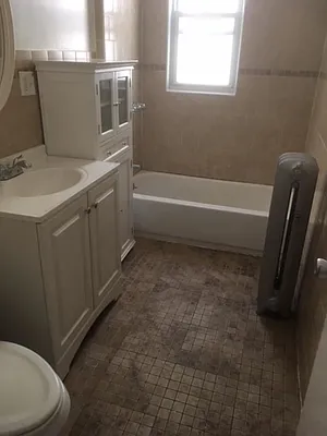 Rented by Remax Real Estate Professionals | media 10