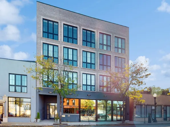 5015 N Clark St #305, Chicago, IL 60640