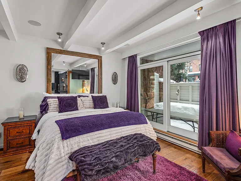 210 E Hyman Ave #1 — Photo 7
