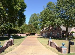 8256 Mellen Dr, Olive Branch, MS 38654